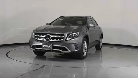 Mercedes Clase GLA 200 CGI usado (2020) color Gris precio $621,999