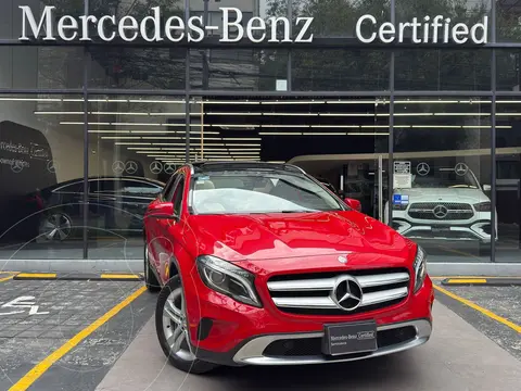 Mercedes Clase GLA 200 CGI Sport Aut usado (2016) color Rojo precio $265,000