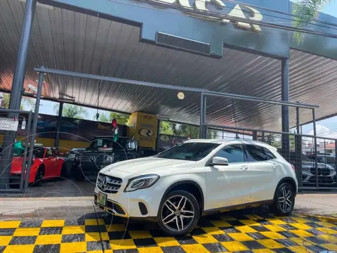 Mercedes Clase GLA 200 CGI Sport Aut usado (2018) color Blanco precio $299,000