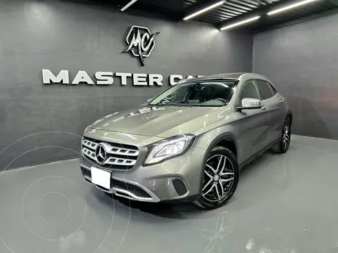 Mercedes Clase GLA 250 CGI Sport Con Techo Aut usado (2018) color Gris Tenorita financiado en mensualidades(enganche $71,600 mensualidades desde $12,100)