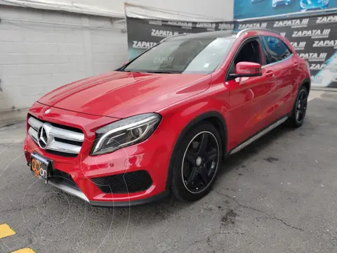 Mercedes Clase GLA 250 CGI Sport Aut usado (2015) color Rojo precio $250,000