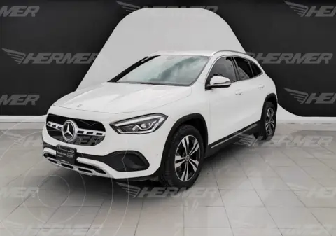 Mercedes Clase GLA 200 Progressive Line usado (2022) color Blanco precio $679,900