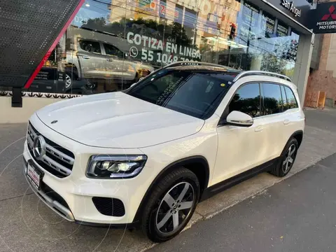 Mercedes Clase GLB AMG 35 4MATIC usado (2021) color Blanco financiado en mensualidades(enganche $140,000 mensualidades desde $13,359)