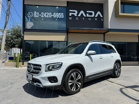Mercedes Clase GLB 250 Progressive 4MATIC usado (2021) color Blanco precio $549,800