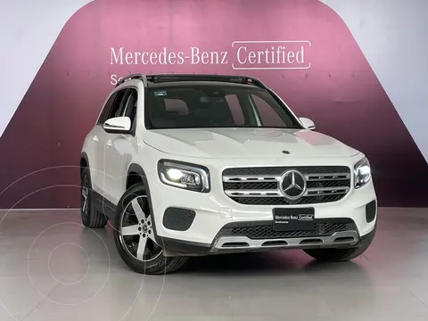 Mercedes Clase GLB 200 Progressive usado (2023) color Blanco financiado en mensualidades(enganche $330,220 mensualidades desde $14,186)