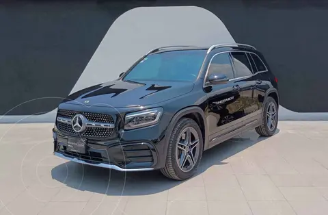 Mercedes Clase GLB 200 Mild Hybrid usado (2025) color Negro precio $999,900