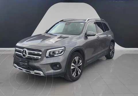 foto Mercedes Clase GLB 250 Progressive 4MATIC usado (2021) color Gris precio $679,900