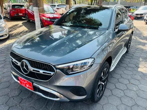 Mercedes Clase GLC 300 4MATIC Comfort usado (2023) color Gris precio $837,000
