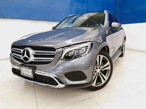 Mercedes Clase GLC 300 Sport usado (2017) color Gris financiado en mensualidades(enganche $115,812 mensualidades desde $9,538)