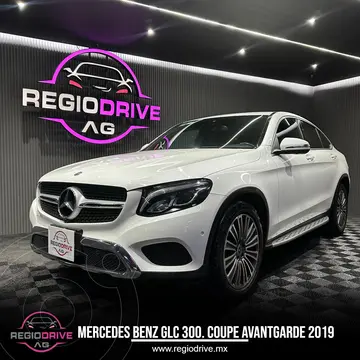 Mercedes Clase GLC 300 4MATIC Avantgarde Coupe usado (2019) color Blanco financiado en mensualidades(enganche $121,980 mensualidades desde $15,460)