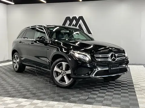 Mercedes Clase GLC 300 Off Road usado (2019) color Negro precio $498,999