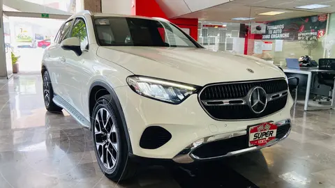 Mercedes Clase GLC 300 e 4MATIC Coupe usado (2023) color Blanco financiado en mensualidades(enganche $367,652 mensualidades desde $19,764)