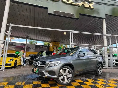 Mercedes Clase GLC 300 Off Road usado (2019) color Gris precio $379,000