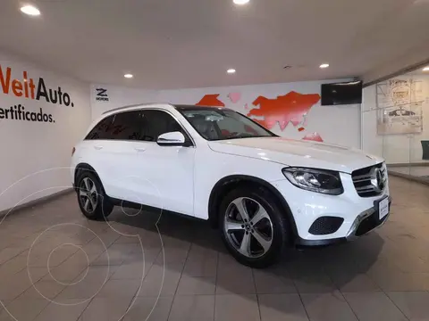Mercedes Clase GLC 300 Off Road usado (2018) color Blanco financiado en mensualidades(enganche $153,750 mensualidades desde $25,337)