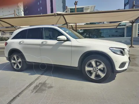 Mercedes Clase GLC 300 Off Road usado (2019) color Blanco precio $541,017