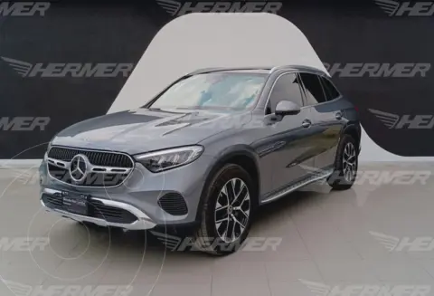 Mercedes Clase GLC 300 4MATIC Comfort usado (2023) color Gris precio $979,900