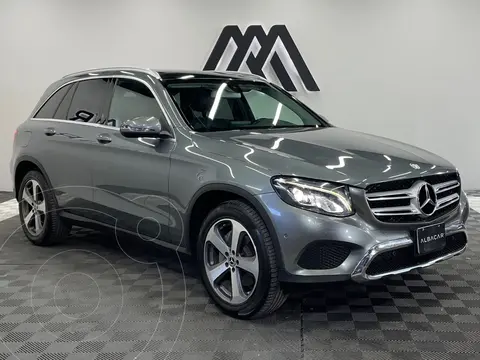 Mercedes Clase GLC 300 Off Road usado (2017) color Gris precio $319,999