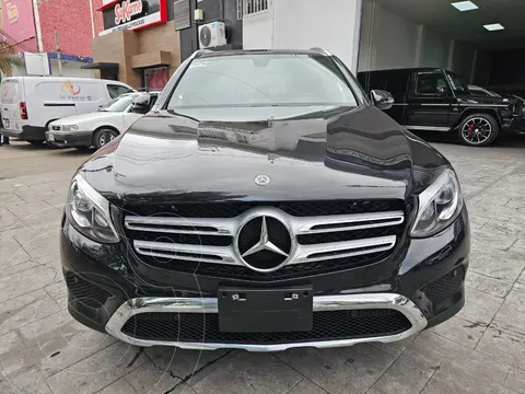 Mercedes Clase GLC 300 4MATIC Off Road usado (2019) color Negro financiado en mensualidades(enganche $110,000 mensualidades desde $15,747)