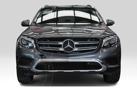 Mercedes Clase GLC 300 Sport usado (2017) color Gris financiado en mensualidades(enganche $187,500 mensualidades desde $23,882)