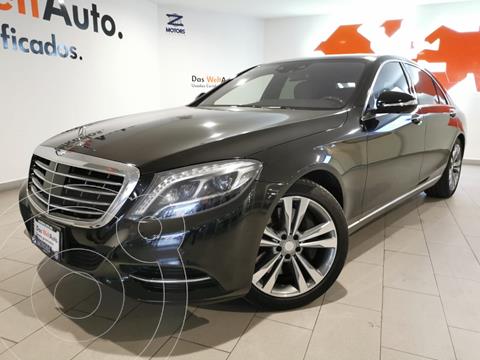 Mercedes Clase S 500 CGI L Bi-Turbo (466Hp) usado (2014) color Negro financiado en mensualidades(enganche $411,455 mensualidades desde $15,840)