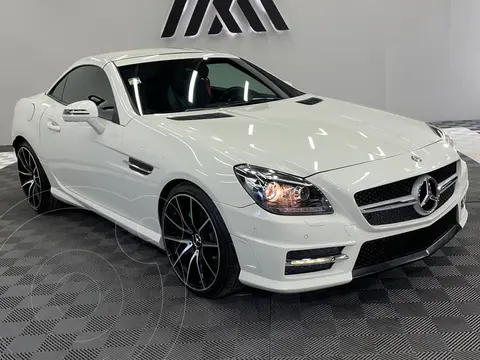Mercedes Clase SLK 200 CGI usado (2013) color Blanco precio $367,999