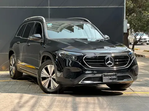 Mercedes EQB 300 4MATIC usado (2022) color Negro precio $780,000