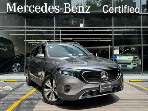 Mercedes EQB 300 4MATIC usado (2022) color Gris Oscuro precio $730,000