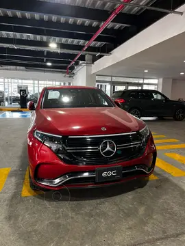 Mercedes EQC 400 4MATIC Sport usado (2022) color Blanco financiado en mensualidades(enganche $335,670)