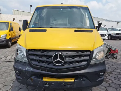 Mercedes Sprinter VAN Cargo 315 usado (2016) color Amarillo financiado en mensualidades(enganche $86,250 mensualidades desde $10,660)
