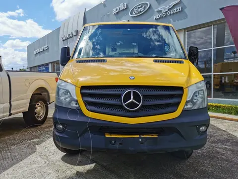 Mercedes Sprinter VAN Cargo 315 usado (2016) color Amarillo financiado en mensualidades(enganche $90,000 mensualidades desde $11,106)