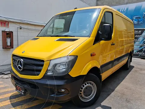 Mercedes Sprinter VAN Cargo 415 usado (2016) color Amarillo precio $430,000