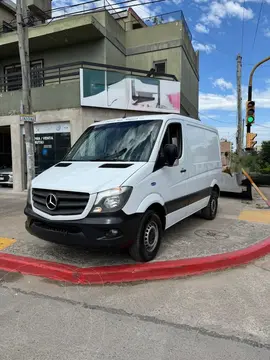 Mercedes Sprinter Street Furgon 411 3250 TN V1 usado (2018) color Blanco precio $47.000.000