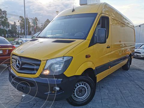 Mercedes Sprinter VAN Cargo 415 usado (2016) color Amarillo financiado en mensualidades(enganche $96,000 mensualidades desde $11,363)