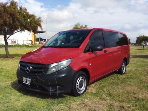 foto Mercedes Vito Furgón Mixto 111 CDi usado (2016) color Rojo precio $3.600.000