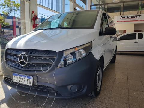 Mercedes Vito 111 cdi furgon mixto aa usado (2018) color Blanco precio $5.100.000