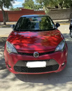 MG 3 1.5L Comfort usado (2013) color Rojo precio $4.200.000