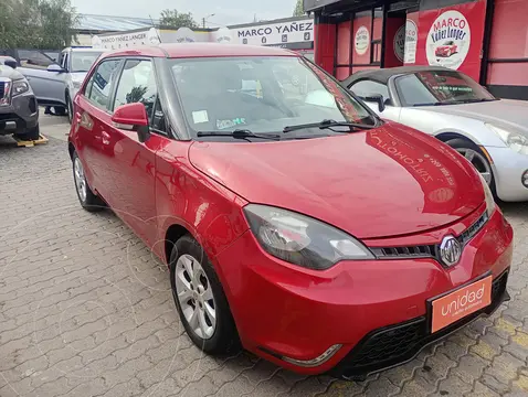 MG 3 1.5L Comfort On Beat usado (2017) color Rojo precio $6.490.000
