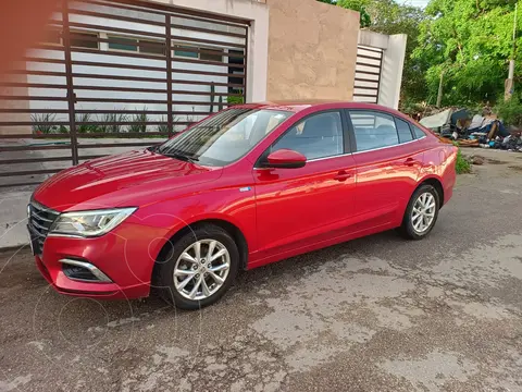 MG MG5 Elegance Aut usado (2023) color Rojo financiado en mensualidades(enganche $65,000 mensualidades desde $6,600)