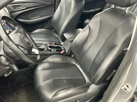 MG MG GT Excite usado (2023) color plateado financiado en mensualidades(enganche $97,812 mensualidades desde $4,268)