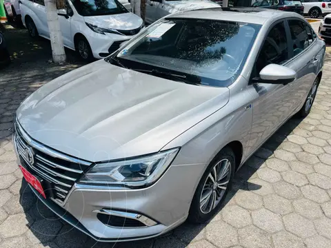 MG MG5 Elegance usado (2024) color Plata precio $229,000