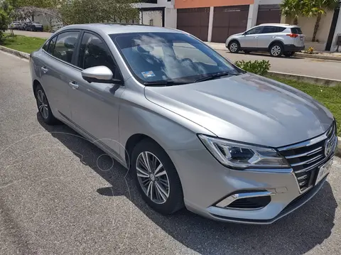 MG MG5 Elegance Aut usado (2022) color Plata precio $210,000