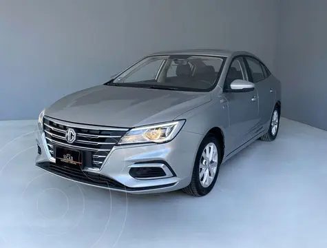 MG MG5 Excite Aut usado (2023) color plateado precio $229,000