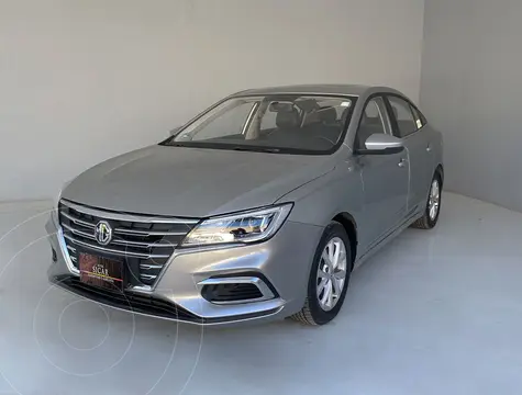 MG MG5 Excite Aut usado (2023) color plateado precio $219,000