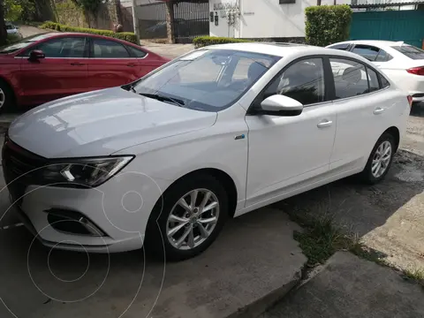 MG MG5 Excite Aut usado (2023) color Blanco precio $215,000