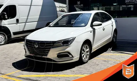 foto MG MG5 Excite Aut usado (2022) color Blanco precio $209,900