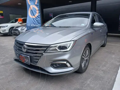 MG MG5 Elegance usado (2022) color plateado financiado en mensualidades(enganche $54,500 mensualidades desde $4,168)
