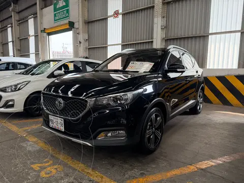 MG ZS Excite Aut usado (2022) color Negro financiado en mensualidades(enganche $62,000 mensualidades desde $5,600)