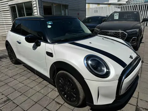 MINI 3 Puertas Cooper Classic usado (2023) color Blanco precio $440,000
