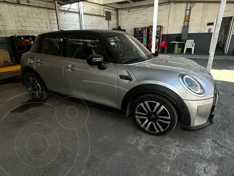 MINI 5 Puertas Cooper S Classic Aut usado (2024) color Plata precio $520,000