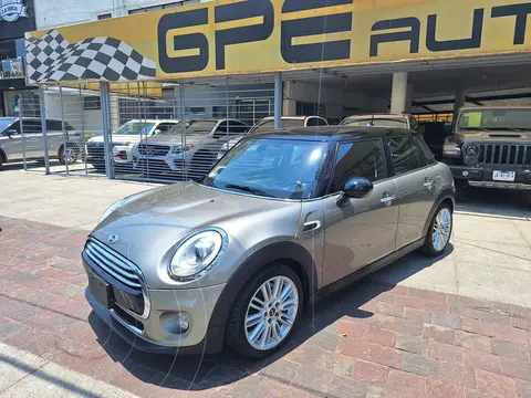 MINI Cooper 5 Puertas Pepper Aut usado (2018) color Cobre precio $275,000